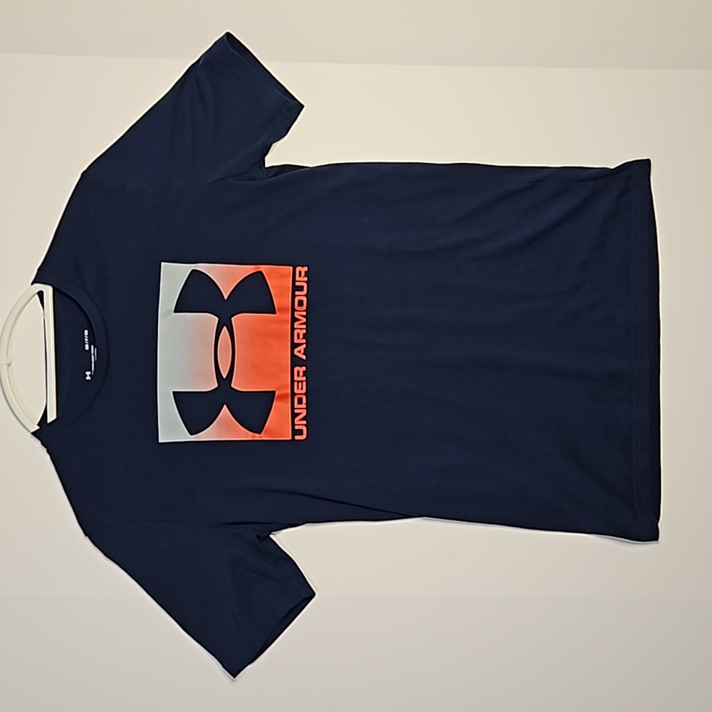 Men's Small Navy Blue Under Armour heat gear t-shirt